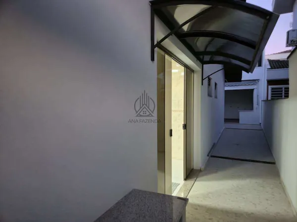Casa à venda com 4 quartos, 180m² - Jardim Russi,Taubaté