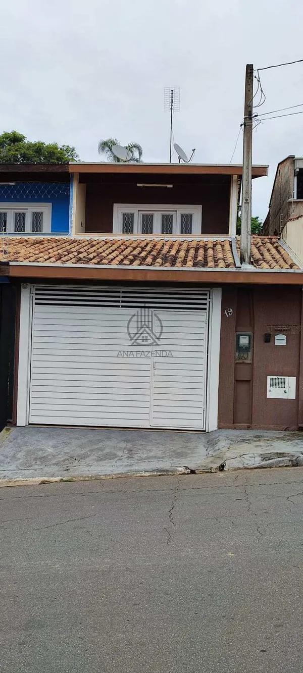 Casa à venda com 3 quartos, 119m² - Granjas Panorama,Taubaté