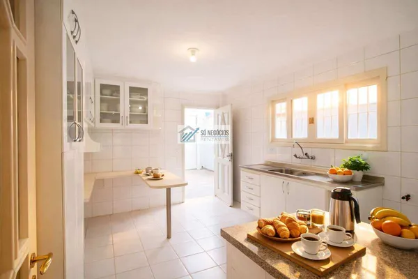 Sobrado à venda com 4 quartos, 180m² - Jardim Taboão,São Paulo