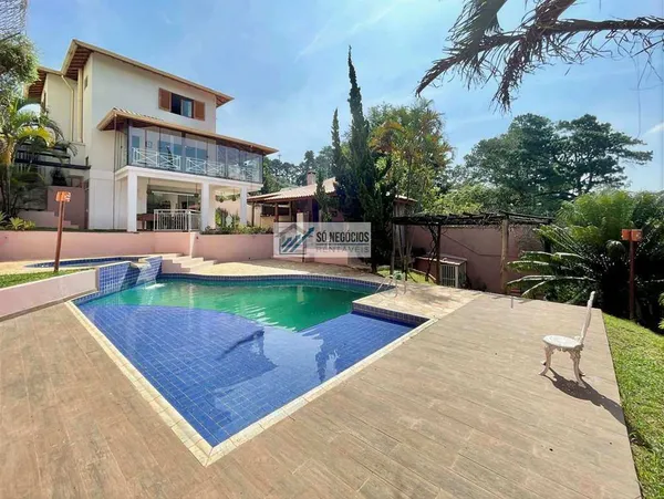 Chácara à venda com 3 quartos - Chácara das Paineiras,Carapicuíba