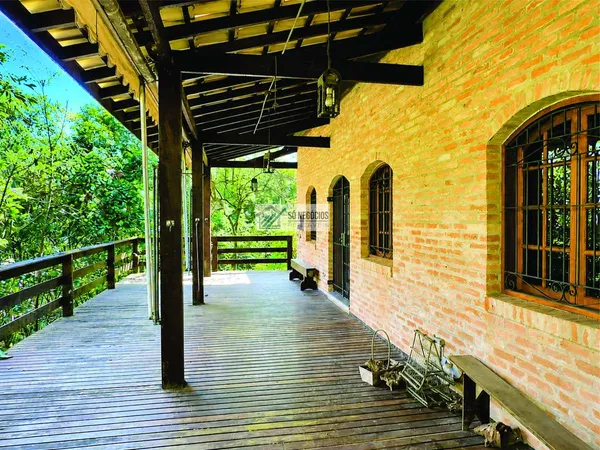 Casa de condomínio à venda com 3 quartos - Chácaras do Peroba,