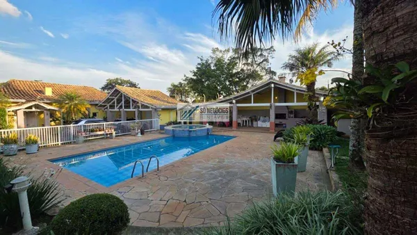 Casa de condomínio à venda com 3 quartos - Chácara das Rosas,