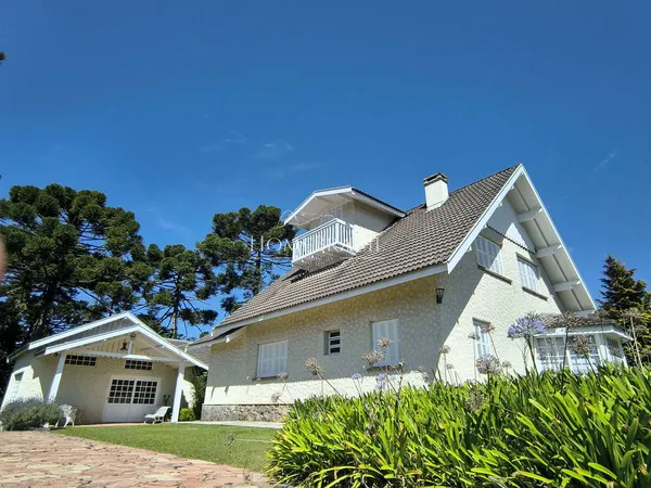 Casa à venda com 5 quartos, 380m² - ,