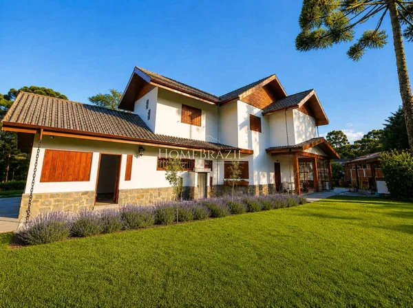 Casa à venda com 5 quartos, 290m² - ,