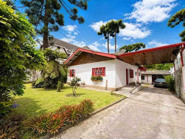 Casa à venda com 3 quartos, 120m² - ,