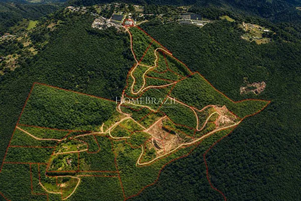 Área à venda, 562.000,00m² - ,