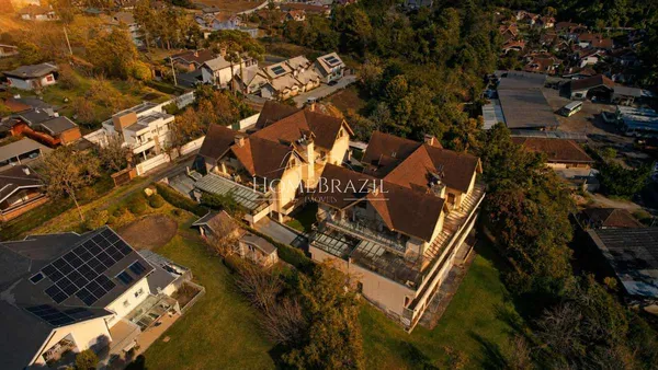 Apartamento à venda com 3 quartos, 205m² - ,