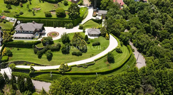 Casa à venda com 4 quartos, 680m² - ,