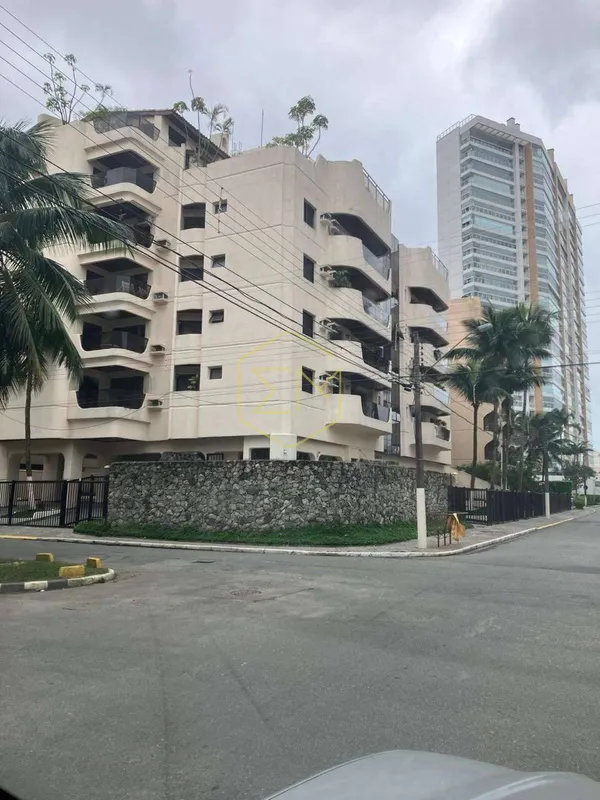 Apartamento à venda com 3 quartos, 189,73m² - Enseada,Guarujá