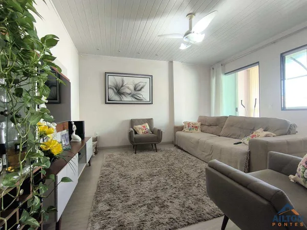 Casa à venda com 9 quartos, 285,00m² - Itapebussu,Guarapari