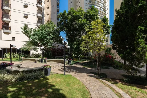 Apartamento à venda com 3 quartos, 120.04m² - Moema,São Paulo