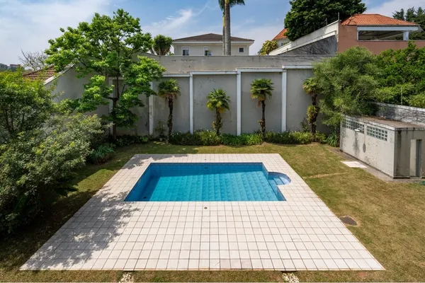 Casa à venda com 4 quartos, 613m² - Jardim Leonor,São Paulo