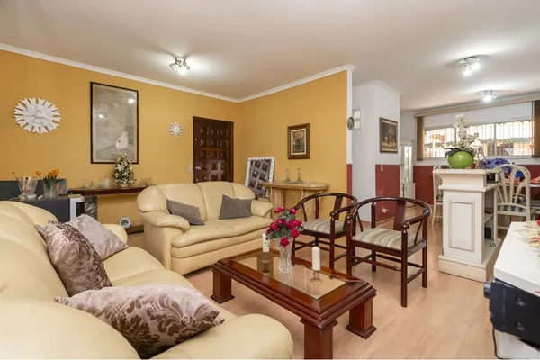 Casa à venda com 3 quartos, 255m² - Cupecê,São Paulo