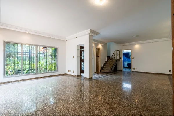 Casa à venda com 3 quartos, 261m² - Planalto Paulista,São Paulo