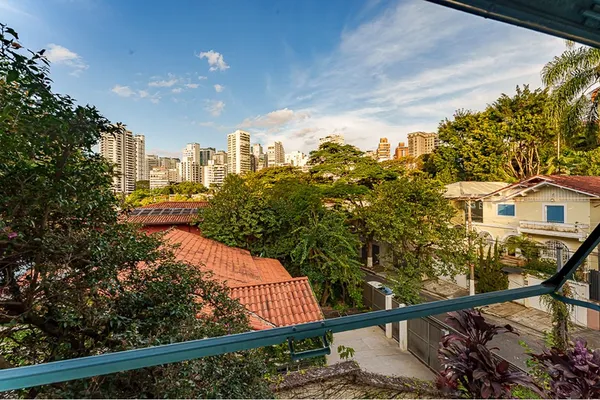 Casa à venda com 3 quartos, 320m² - Pacaembu,São Paulo