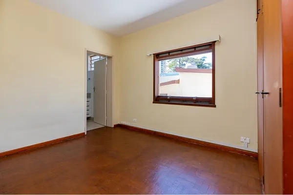 Casa à venda com 5 quartos, 330m² - Jardim Prudência,São Paulo