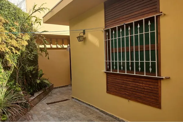 Casa à venda com 3 quartos, 257m² - Jardim Prudência,São Paulo