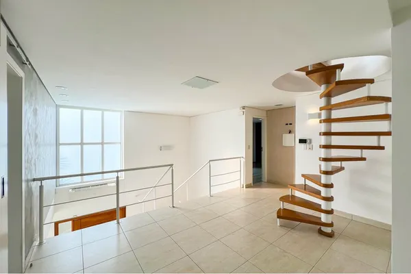 Casa à venda com 4 quartos, 405m² - Mirandópolis,São Paulo
