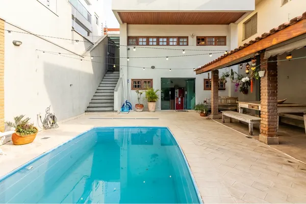 Casa à venda com 4 quartos, 220m² - Bosque da Saúde,São Paulo