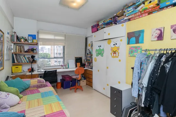 Apartamento à venda com 3 quartos, 132m² - Moema,São Paulo