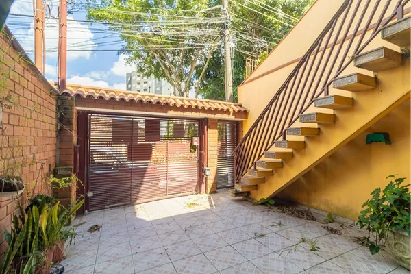 Casa à venda com 3 quartos, 177m² - Vila Romero,São Paulo