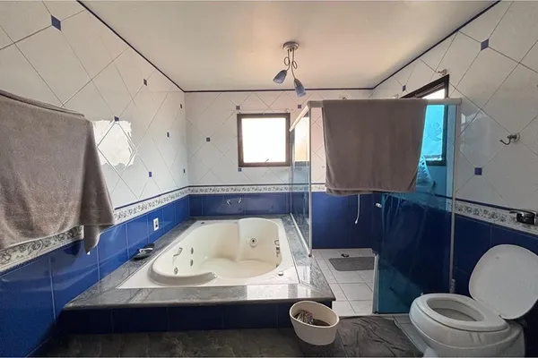 Casa à venda com 6 quartos, 513m² - Bosque da Saúde,São Paulo