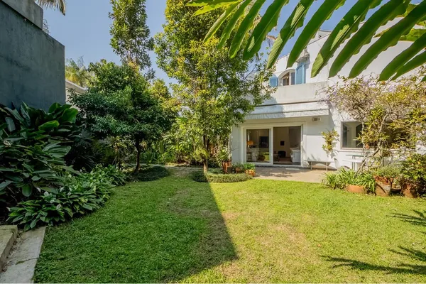 Casa à venda com 4 quartos, 295m² - Real Parque,São Paulo