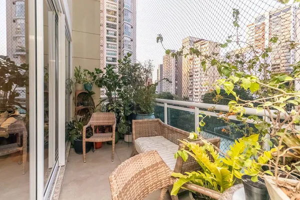 Apartamento à venda com 3 quartos, 200m² - Campo Belo,São Paulo