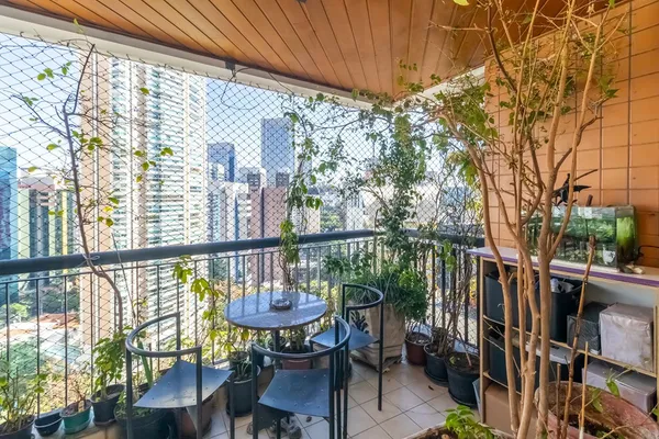 Apartamento à venda com 3 quartos, 93.77m² - Cidade Monções,São Paulo