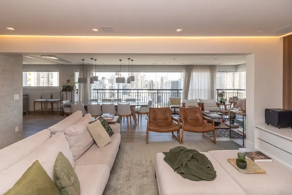 Apartamento à venda com 4 quartos, 213m² - Santo Amaro,São Paulo
