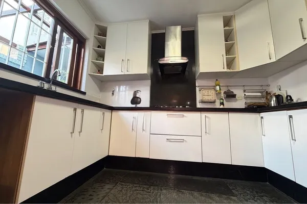 Casa à venda com 3 quartos, 149m² - Jardim Peri Peri,São Paulo