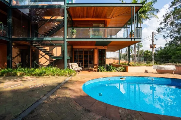 Casa à venda com 4 quartos, 705m² - Jardim Guedala,São Paulo