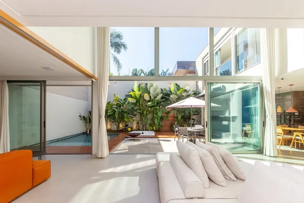 Casa de condomínio à venda com 3 quartos, 404m² - Alto da Boa Vista,São Paulo