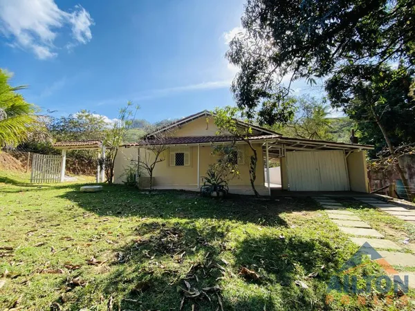 Chácara à venda com 2 quartos, 1527m² - Comunidade Urbana de Iguape,Guarapari