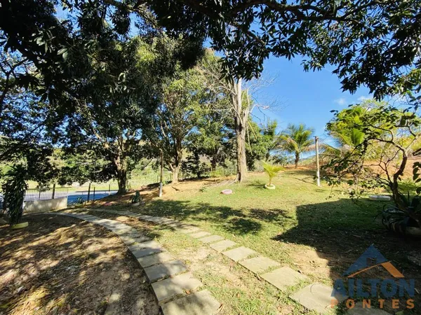Chácara à venda com 2 quartos, 1527m² - Comunidade Urbana de Iguape,Guarapari