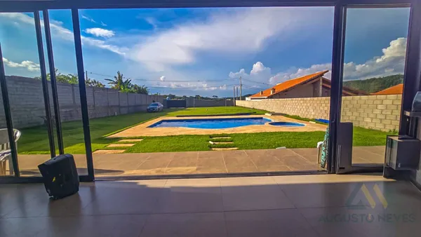 Casa de condomínio à venda com 1 quarto, 120m² - ,