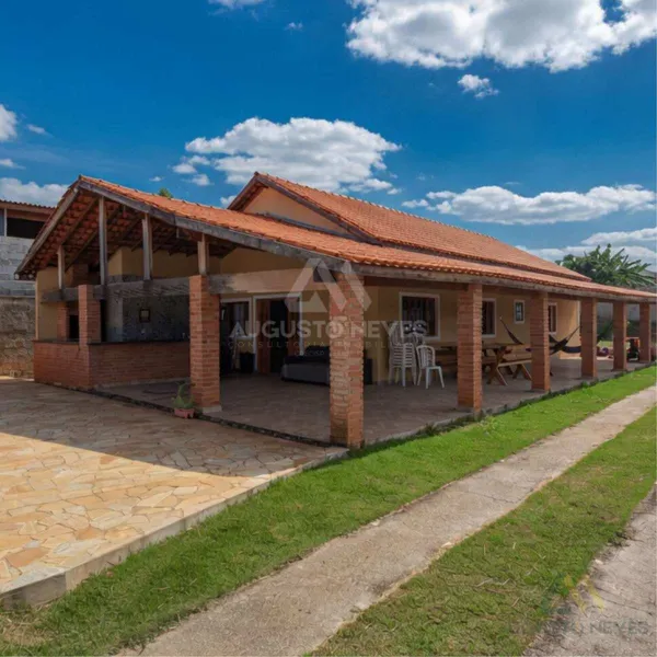 Chácara à venda com 4 quartos - ,