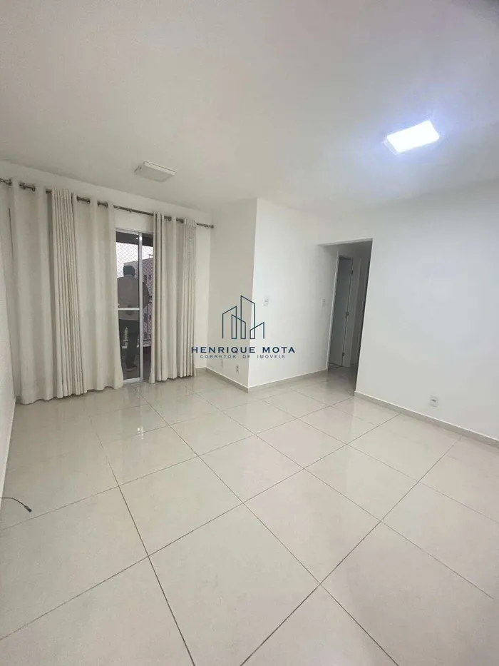 Apartamento, com 3 quartos, 70m²