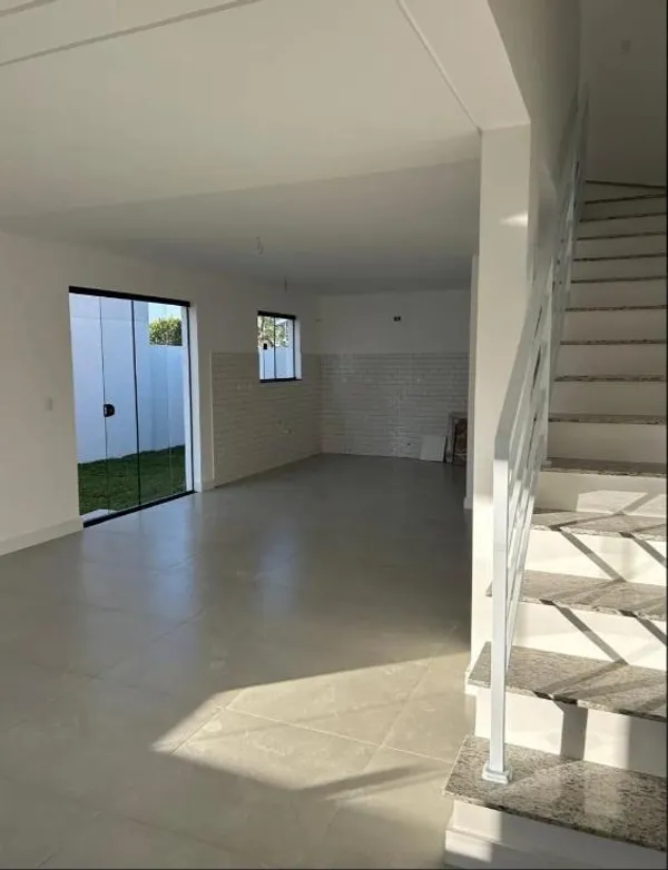 Sobrado à venda com 3 quartos, 127m² - BAIRRO ALTO,Curitiba