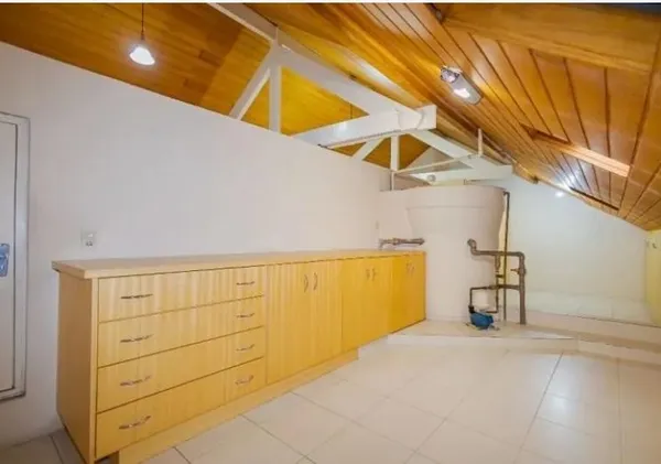 Sobrado à venda com 3 quartos, 220m² - Boa vista,Curitiba