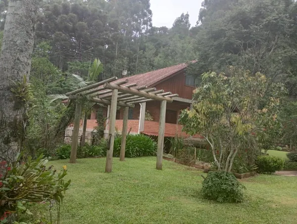 Chácara à venda com 3 quartos, 300.00m² - Padre Eterno Ilges,Santa Maria do Herval