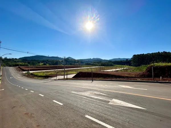 Terreno à venda - Vale Direito,Dois Irmãos