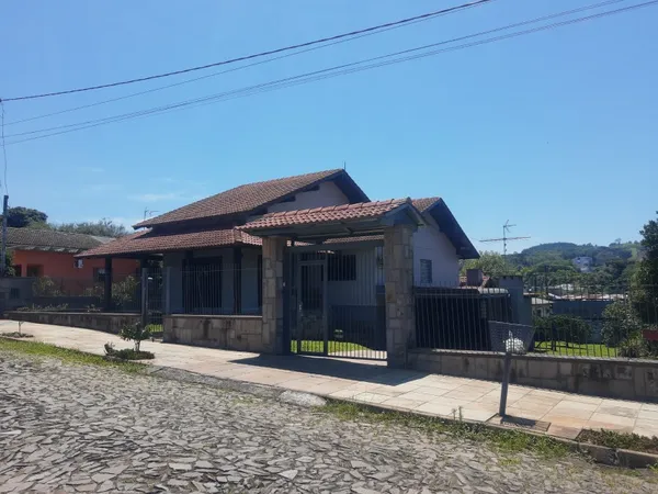 Casa à venda com 3 quartos, 201.92m² - União,Dois Irmãos