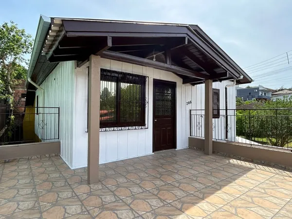 Casa para alugar com 3 quartos - Bela Vista,