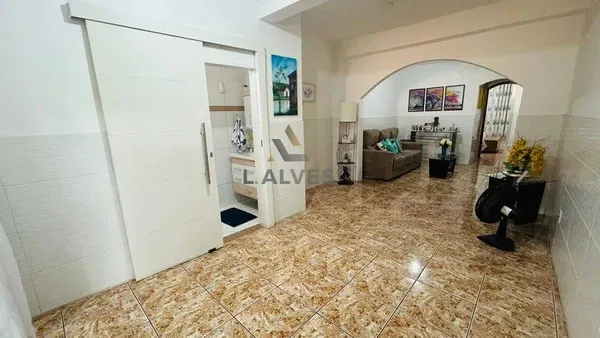 Casa à venda com 3 quartos, 141m² - Vila Canevari,Cruzeiro
