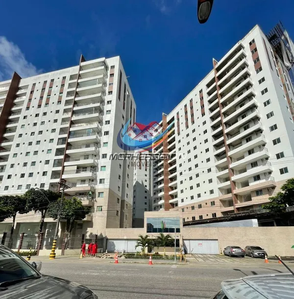 Apartamento à venda com 2 quartos, 72m² - Marambaia,