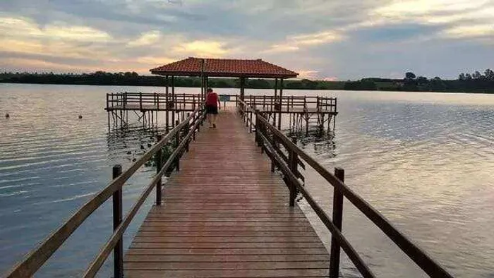 Casa de condomínio à venda, no NAUTICO, com 3 quartos, 130m²