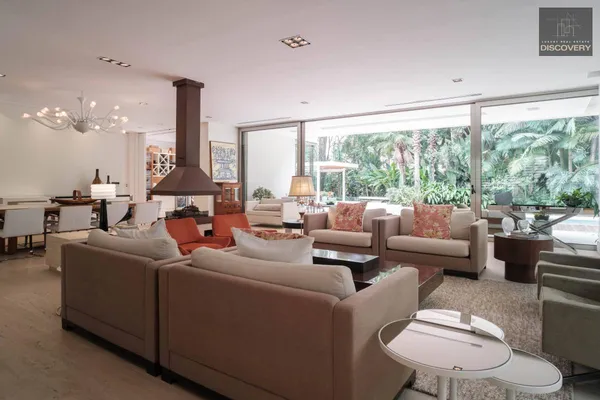 Casa à venda com 4 quartos, 1000m² - Retiro Morumbi,São Paulo